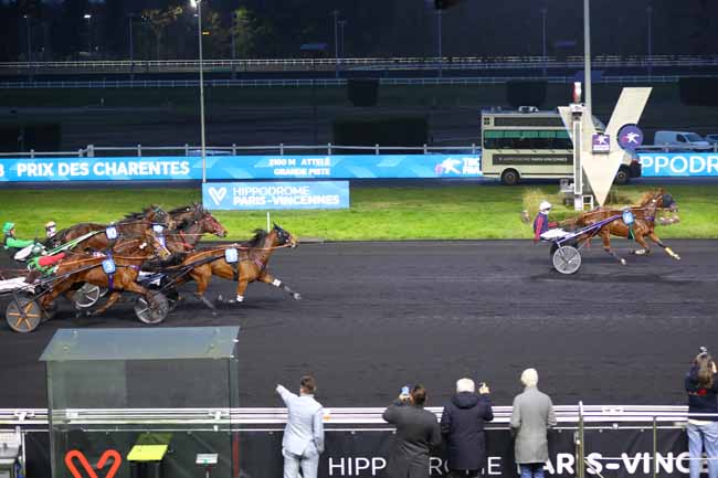 Photo d'arrivée de la course pmu PRIX DES CHARENTES à PARIS-VINCENNES le Jeudi 6 février 2025