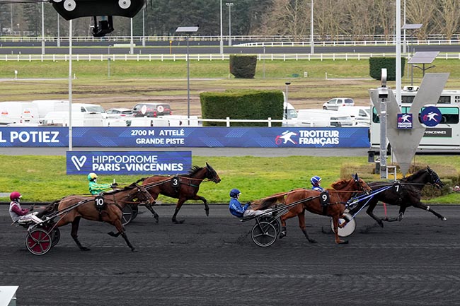 Photo d'arrivée de la course pmu PRIX MICHEL POTIEZ à PARIS-VINCENNES le Samedi 8 février 2025