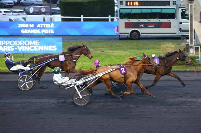 Photo d'arrivée de la course pmu PRIX DE JUAN-LES-PINS à PARIS-VINCENNES le Dimanche 9 février 2025