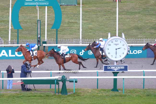 Photo d'arrivée de la course pmu PRIX DU SOISSONNAIS à CHANTILLY le Jeudi 13 mars 2025