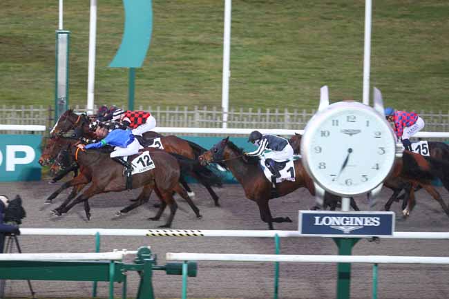 Photo d'arrivée de la course pmu PRIX PORCE KAFIEM à CHANTILLY le Jeudi 13 mars 2025