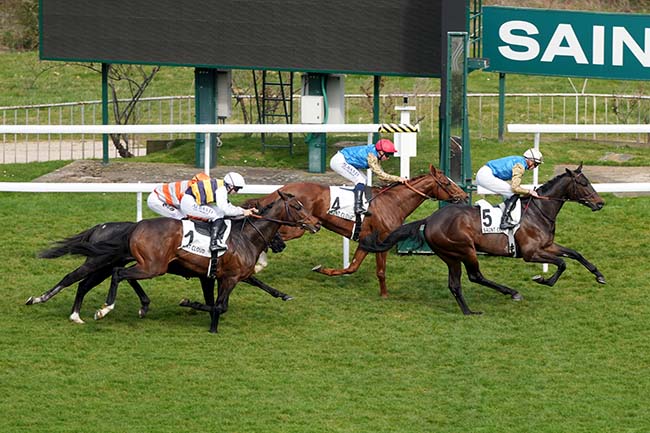 Photo d'arrivée de la course pmu PRIX EXBURY à SAINT CLOUD le Dimanche 16 mars 2025