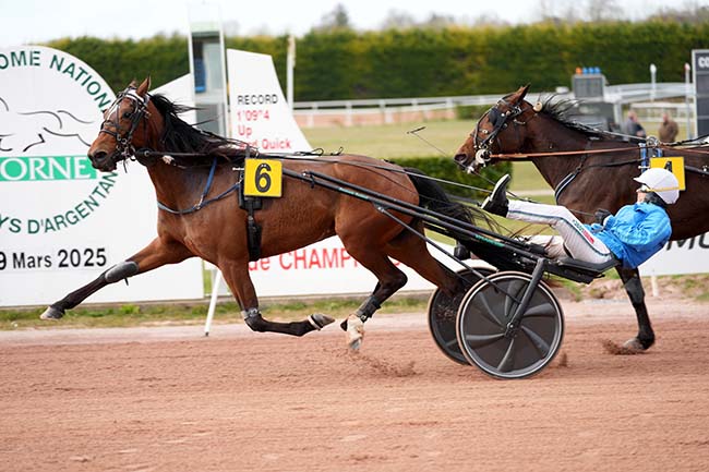 Photo d'arrivée de la course pmu PRIX «PARISTURF» à ARGENTAN le Mercredi 19 mars 2025