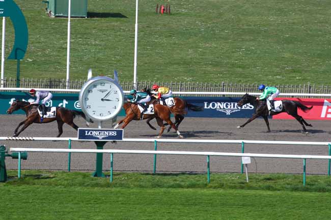 Photo d'arrivée de la course pmu PRIX DU BELVEDERE à CHANTILLY le Jeudi 27 mars 2025