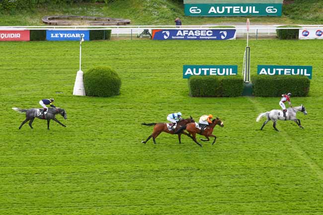 Arrivée quinté pmu PRIX DU PRESIDENT DE LA REPUBLIQUE à AUTEUIL