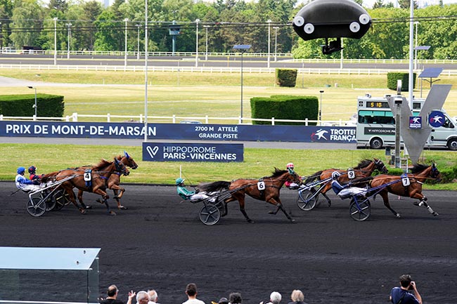 Photo d'arrivée de la course pmu PRIX DE MONT-DE-MARSAN à PARIS-VINCENNES le Mercredi 14 mai 2025