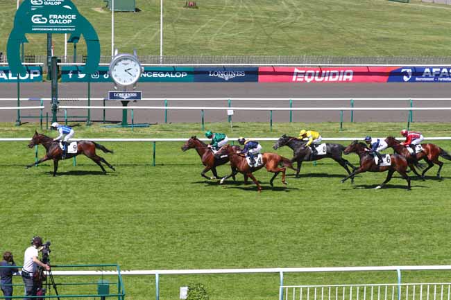 Photo d'arrivée de la course pmu PRIX DU PLESSIS-POMMERAYE à CHANTILLY le Vendredi 16 mai 2025