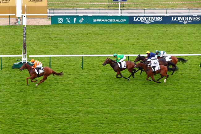 Photo d'arrivée de la course pmu PRIX DES JEUXDIS à LONGCHAMP le Jeudi 29 mai 2025