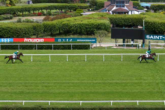 Photo d'arrivée de la course pmu PRIX ALLEE D'AMOUR à SAINT CLOUD le Mardi 3 juin 2025