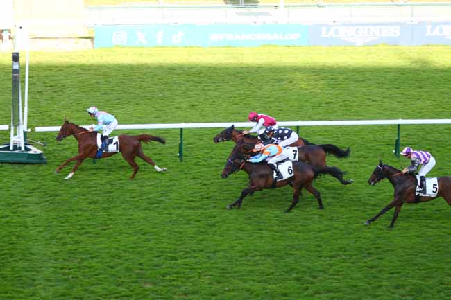 Photo d'arrivée de la course pmu PRIX DE LA GRANGE AUX BELLES à LONGCHAMP le Jeudi 12 juin 2025