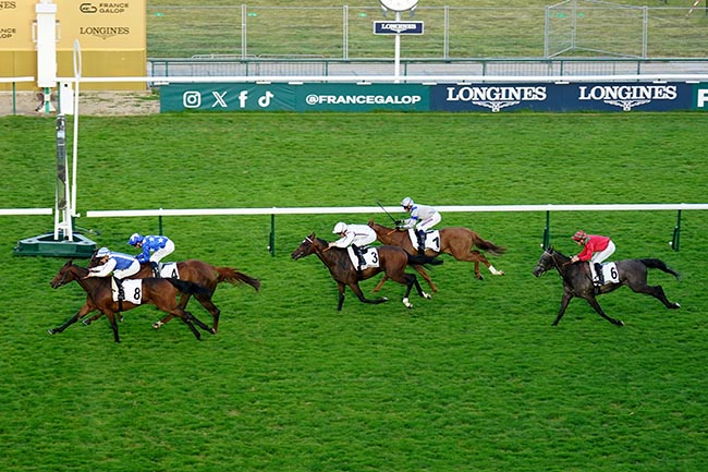 Photo d'arrivée de la course pmu PRIX RFM (PRIX DE CHAMPERRET) à LONGCHAMP le Jeudi 12 juin 2025