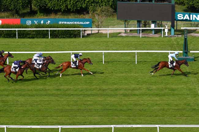 Photo d'arrivée de la course pmu PRIX DE VILLAROCHE à SAINT CLOUD le Vendredi 13 juin 2025