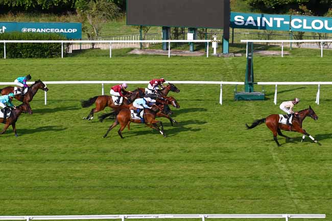 Photo d'arrivée de la course pmu PRIX DES ETANGS SAINT-QUENTIN à SAINT CLOUD le Vendredi 13 juin 2025