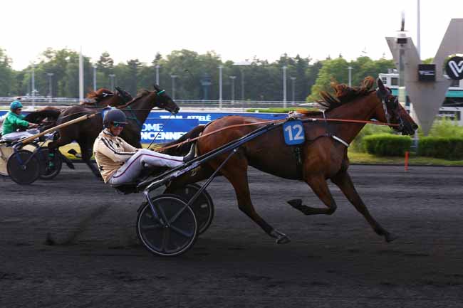 Photo d'arrivée de la course pmu PRIX FELICIA à PARIS-VINCENNES le Mardi 17 juin 2025