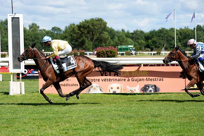 Photo d'arrivée de la course pmu PRIX HOLIDAY INN EXPRESS ARCACHON - LA TESTE à LA TESTE DE BUCH le Jeudi 26 juin 2025