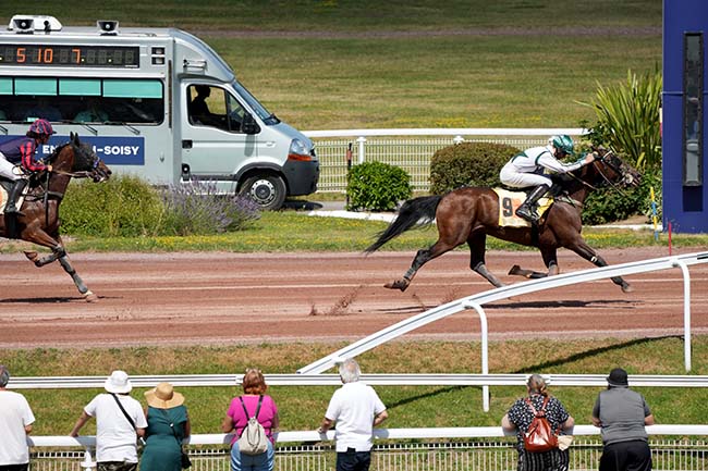Photo d'arrivée de la course pmu PRIX DE L'OBSERVATOIRE à ENGHIEN le Samedi 28 juin 2025