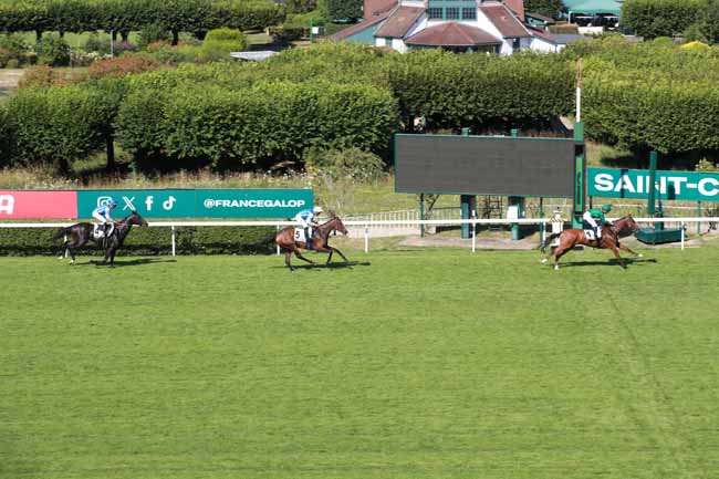 Photo d'arrivée de la course pmu GRAND PRIX DE SAINT-CLOUD à SAINT CLOUD le Dimanche 29 juin 2025