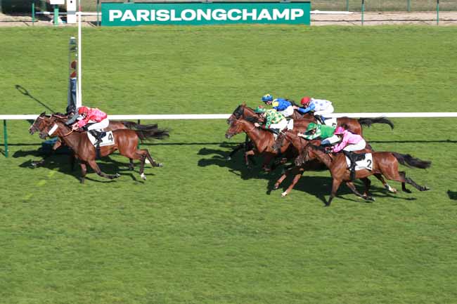 Photo d'arrivée de la course pmu PRIX DE LA GARE à LONGCHAMP le Jeudi 3 juillet 2025