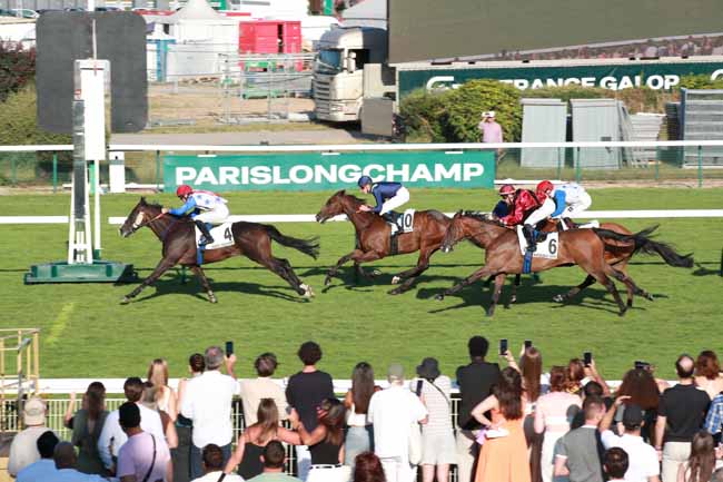 Photo d'arrivée de la course pmu PRIX DE LA MAISON BLANCHE à LONGCHAMP le Jeudi 3 juillet 2025