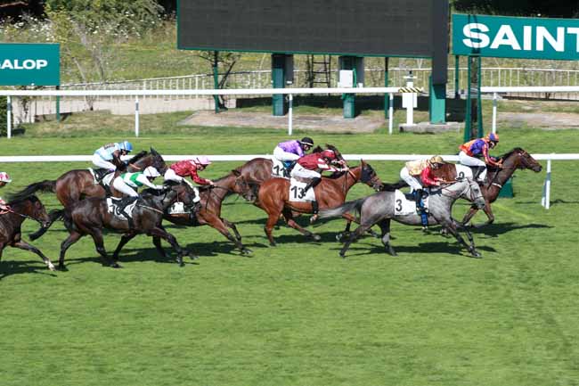 Photo d'arrivée de la course pmu PRIX DE L'AQUEDUC DE L'AVRE à SAINT CLOUD le Vendredi 4 juillet 2025