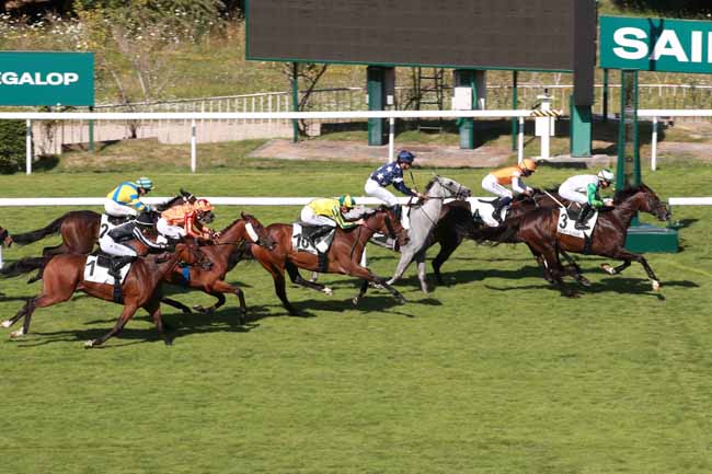 Photo d'arrivée de la course pmu PRIX DES RESERVOIRS DE L'AVRE à SAINT CLOUD le Vendredi 4 juillet 2025