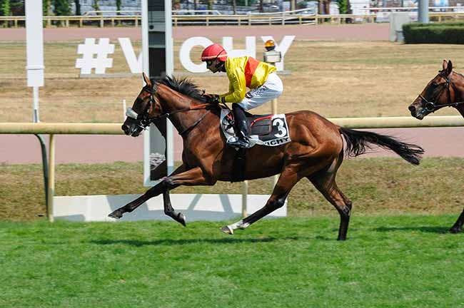 Photo d'arrivée de la course pmu PRIX MARC PIMBONNET (PRIX KENWAY) à VICHY le Mardi 15 juillet 2025