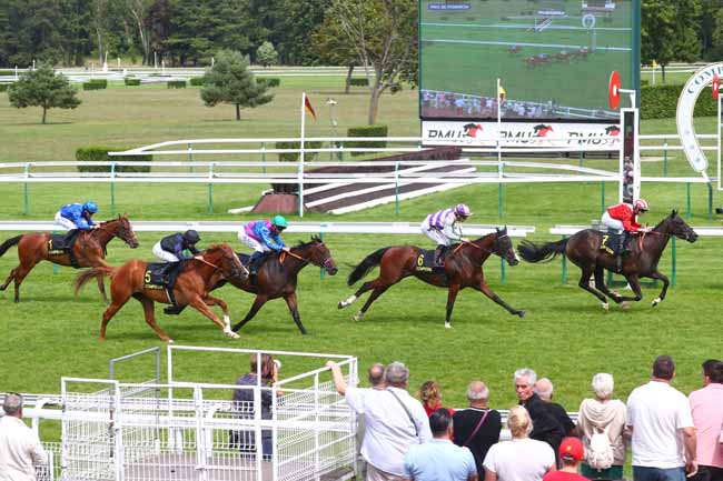 Photo d'arrivée de la course pmu PRIX DE PONDRON à COMPIEGNE le Mardi 29 juillet 2025