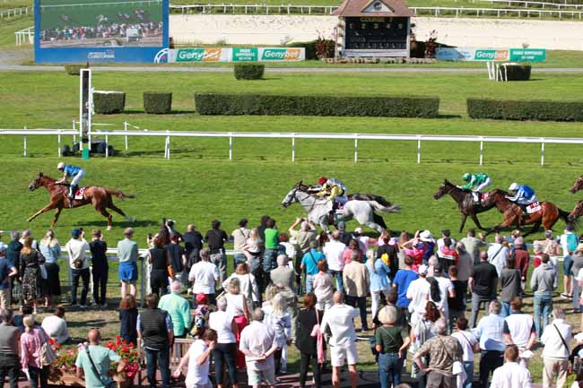 Photo d'arrivée de la course pmu PRIX NEVERMIND - 8EME ETAPE DU DEFI DU GALOP à CLAIREFONTAINE le Samedi 2 août 2025