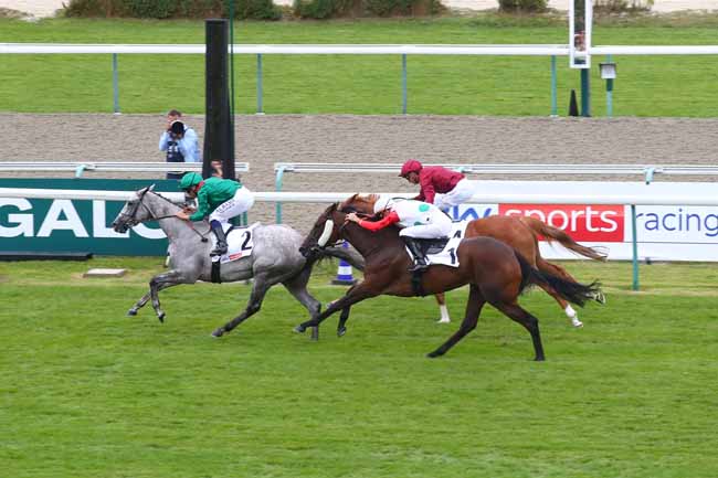 Photo d'arrivée de la course pmu SKY SPORTS RACING PRIX DE PSYCHE - FONDS EUROPEEN DE L'ELEVAGE à DEAUVILLE le Dimanche 3 août 2025