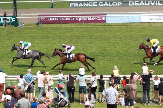 Photo d'arrivée de la course pmu PRIX DE GRANVILLE à DEAUVILLE le Mardi 5 août 2025