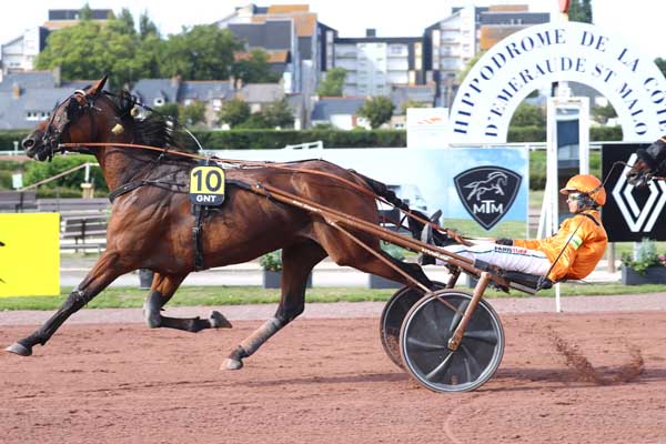 Arrivée quinté pmu GRAND NATIONAL DU TROT- VILLE DE SAINT-MALO à SAINT MALO