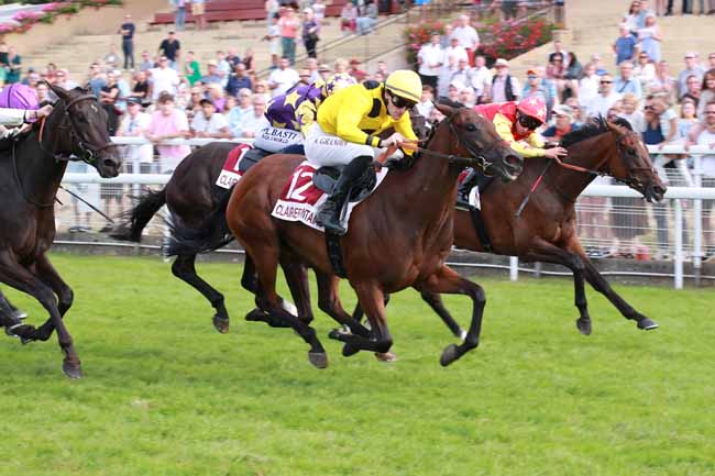 Photo d'arrivée de la course pmu PRIX LVXIFER (PRIX DES SOURCES) à CLAIREFONTAINE le Mercredi 6 août 2025