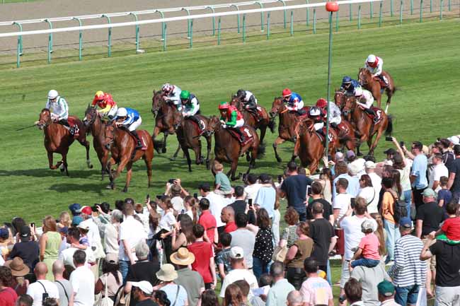 Photo d'arrivée de la course pmu ARQANA SERIES DES POULICHES à DEAUVILLE le Jeudi 14 août 2025