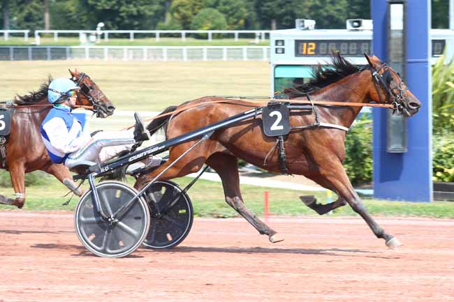 Photo d'arrivée de la course pmu PRIX D'EXCIDEUIL à ENGHIEN le Jeudi 14 août 2025