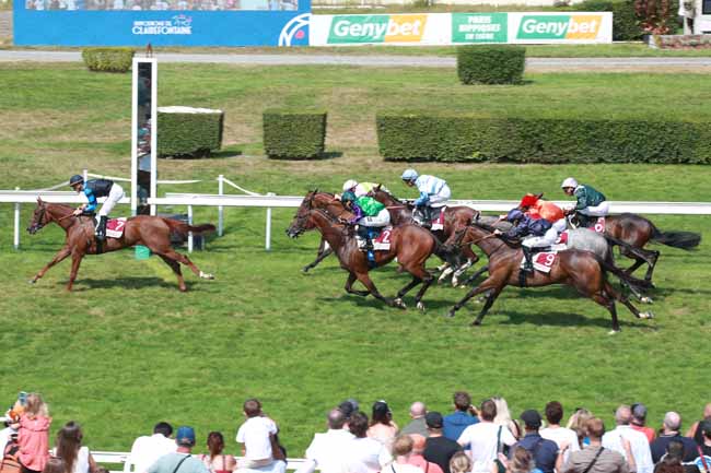 Arrivée quinté pmu PRIX GENYBET SUPER TOP 5 (PRIX DE LA COTE FLEURIE) à CLAIREFONTAINE