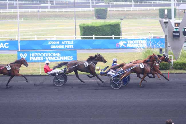 Photo d'arrivée de la course pmu PRIX D'AURILLAC à PARIS-VINCENNES le Mercredi 20 août 2025