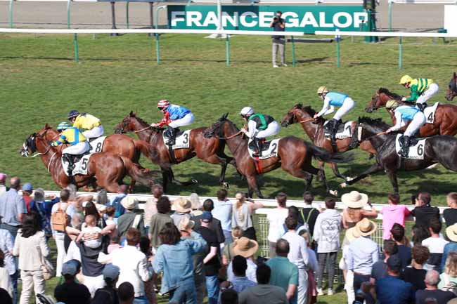 Photo d'arrivée de la course pmu PRIX DU CHATEAU DE CANON à DEAUVILLE le Samedi 23 août 2025