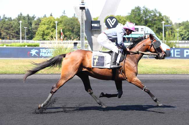 Photo d'arrivée de la course pmu PRIX ALFRED LEFEVRE à PARIS-VINCENNES le Samedi 23 août 2025