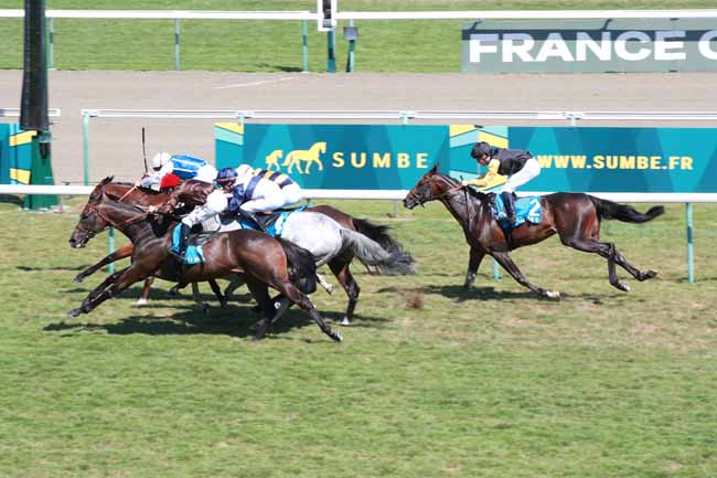 Photo d'arrivée de la course pmu SUMBE PRIX KERGORLAY à DEAUVILLE le Dimanche 24 août 2025