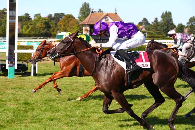 Photo d'arrivée de la course pmu PRIX VALNEO REHABILITATION & THALASSO EQUINE (PRIX DE RONCHEVILLE) à CLAIREFONTAINE le Lundi 25 août 2025