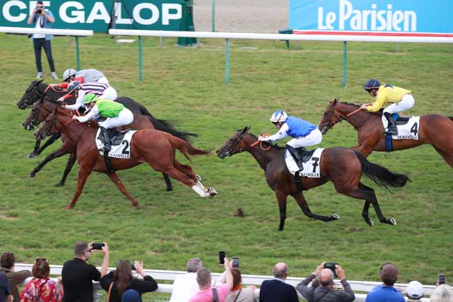 Photo d'arrivée de la course pmu PRIX DE FIERVILLE à DEAUVILLE le Mardi 26 août 2025