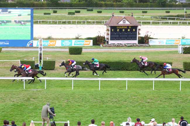 Photo d'arrivée de la course pmu PRIX DES FUSAINS (PRIX D'ORNANO-VALENTI) à CLAIREFONTAINE le Mercredi 27 août 2025