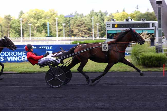 Photo d'arrivée de la course pmu PRIX DE MORET-SUR-LOING à PARIS-VINCENNES le Samedi 30 août 2025