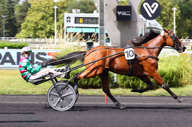 Photo d'arrivée de la course pmu PRIX DE NEUILLY à PARIS-VINCENNES le Samedi 30 août 2025