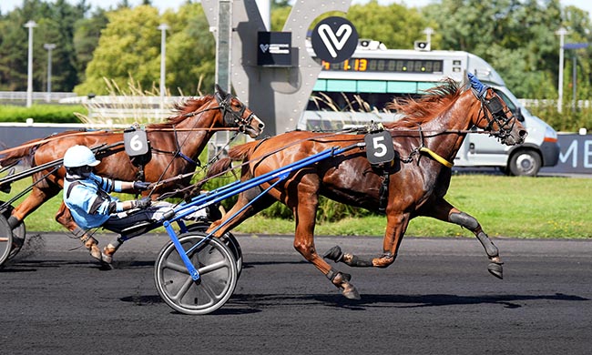 Photo d'arrivée de la course pmu PRIX DE BEZIERS à PARIS-VINCENNES le Samedi 6 septembre 2025