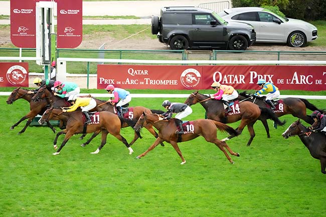 Photo d'arrivée de la course pmu QATAR PRIX DE LA COUR DU CHEMIN VERT PRESENTE PAR RMC à LONGCHAMP le Dimanche 7 septembre 2025