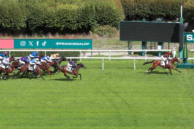 Photo d'arrivée de la course pmu PRIX DAGOR à SAINT CLOUD le Vendredi 12 septembre 2025