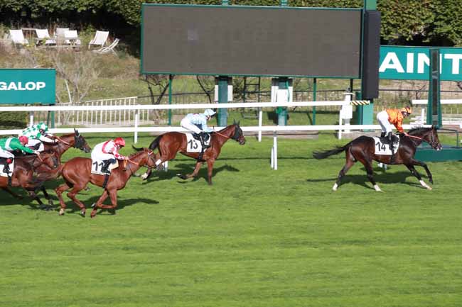 Photo d'arrivée de la course pmu PRIX DU LIEU PLAISANT à SAINT CLOUD le Vendredi 12 septembre 2025
