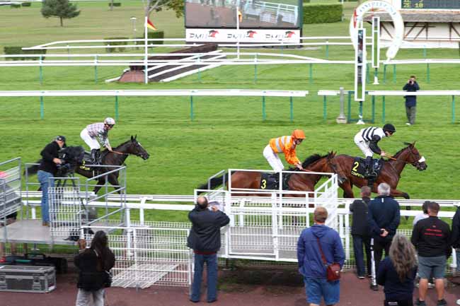 Photo d'arrivée de la course pmu PRIX DE CARLEPONT à COMPIEGNE le Mardi 16 septembre 2025