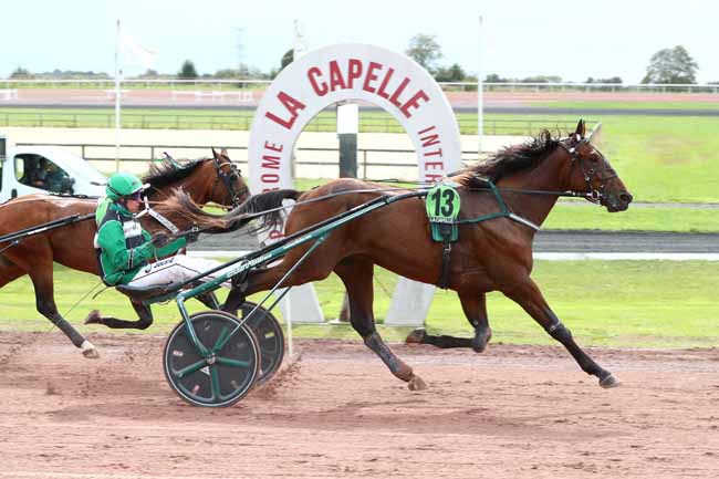 Photo d'arrivée de la course pmu PRIX DES DONNEURS D'ORGANES DE L'AISNE à LA CAPELLE le Lundi 22 septembre 2025